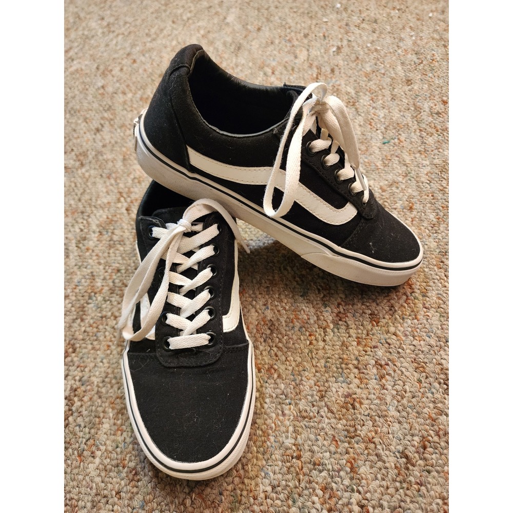 Vans Ward Black All Canvas Skate Sneakers Womens 7 Mens 5.5
